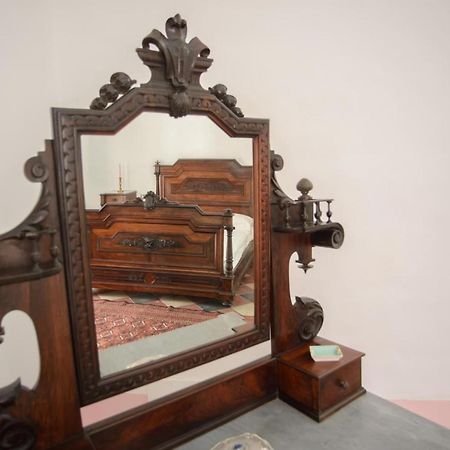 Palazzo Introna Bed and Breakfast Mola di Bari Εξωτερικό φωτογραφία