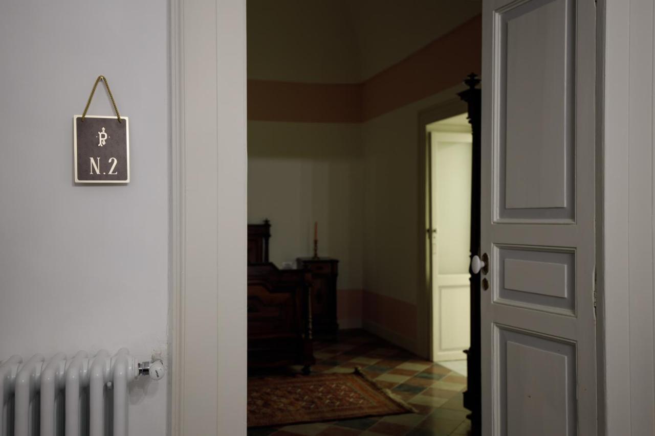 Palazzo Introna Bed and Breakfast Mola di Bari Εξωτερικό φωτογραφία