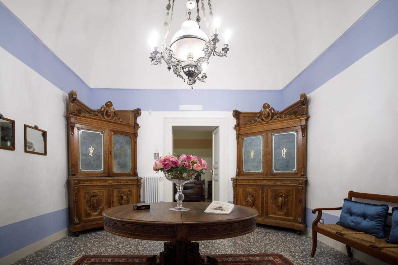 Palazzo Introna Bed and Breakfast Mola di Bari Εξωτερικό φωτογραφία
