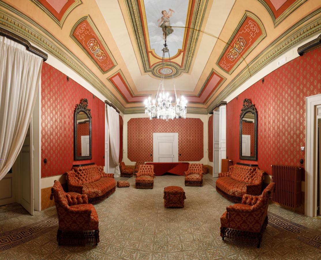 Palazzo Introna Bed and Breakfast Mola di Bari Εξωτερικό φωτογραφία