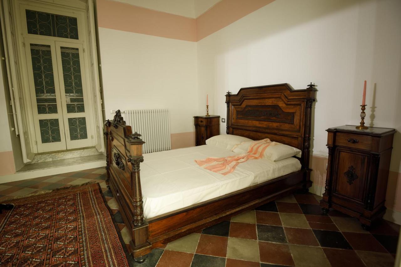 Palazzo Introna Bed and Breakfast Mola di Bari Εξωτερικό φωτογραφία