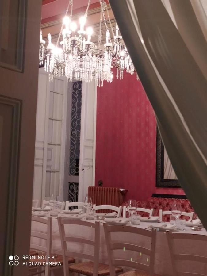 Palazzo Introna Bed and Breakfast Mola di Bari Εξωτερικό φωτογραφία